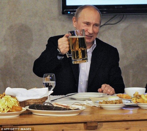 Dieta lui Vladimir Putin. Kremlinul dezvăluie ce preferințe culinare are președintele rus